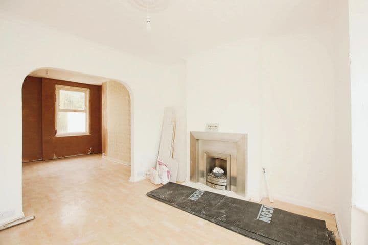 3 bedrooms house for sale in Torquay, United Kingdom - Image 3