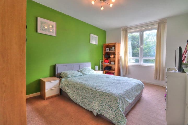 2 bedrooms apartment for sale in Glasgow, United Kingdom - Image 7