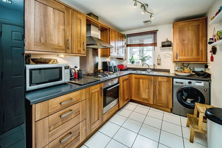 4 bedrooms house for sale in High Wycombe, United Kingdom - Image 6