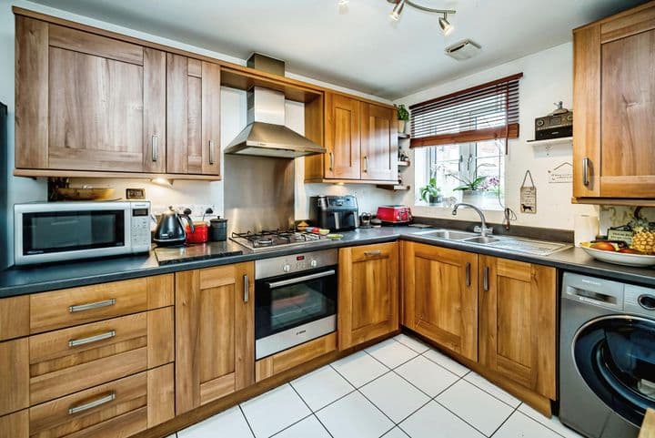 4 bedrooms house for sale in High Wycombe, United Kingdom - Image 5