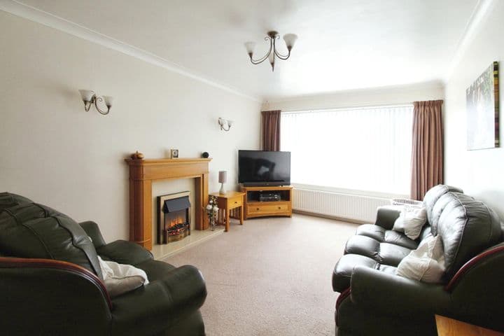 3 bedrooms house for sale in Great Yarmouth, United Kingdom - Image 2