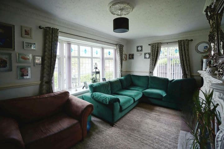 3 bedrooms house for sale in Willenhall, United Kingdom - Image 6