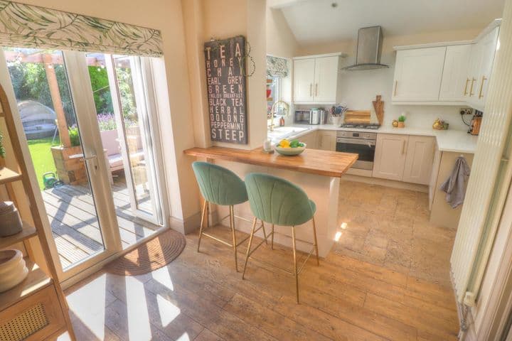 3 bedrooms house for sale in Hyde, United Kingdom - Image 6