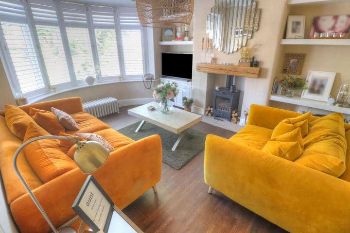 3 bedrooms house for sale in Hyde, United Kingdom - Image 3