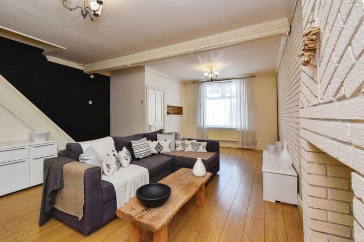 3 bedrooms house for sale in Tonypandy, United Kingdom - Image 5