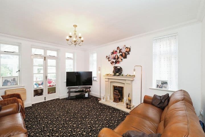 5 bedrooms house for sale in Loughborough, United Kingdom - Image 8