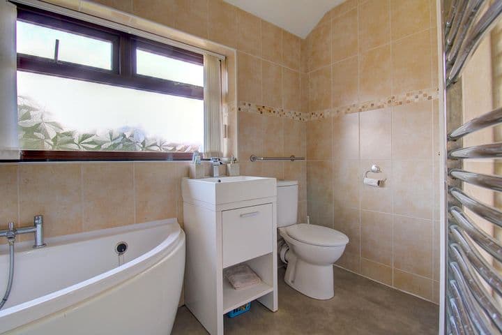 3 bedrooms house for sale in Walsall, United Kingdom - Image 11