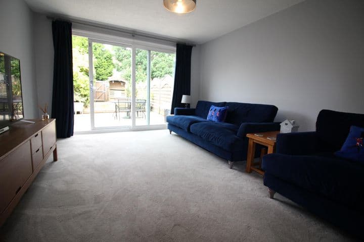 2 bedrooms house for sale in Uxbridge, United Kingdom - Image 4