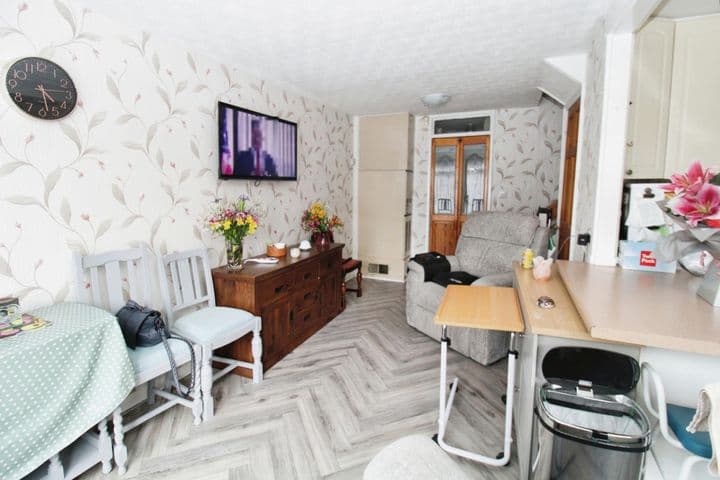 3 bedrooms house for sale in Birmingham, United Kingdom - Image 4