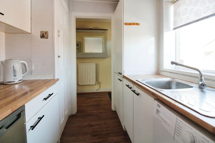 2 bedrooms apartment for sale in Peterlee, United Kingdom - Image 5