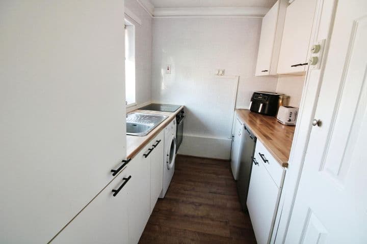 2 bedrooms apartment for sale in Peterlee, United Kingdom - Image 12