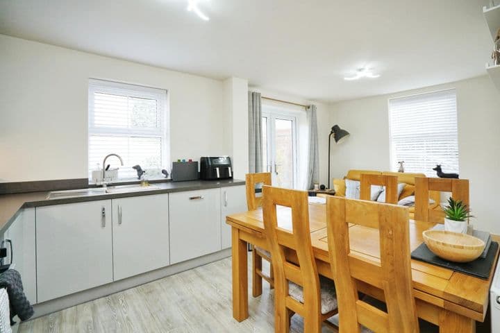 3 bedrooms house for sale in Hugglescote, United Kingdom - Image 7