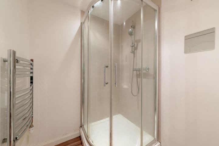 1 bedroom apartment for sale in Elgin, United Kingdom - Image 9