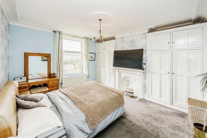 3 bedrooms house for sale in Sowerby Bridge, United Kingdom - Image 9