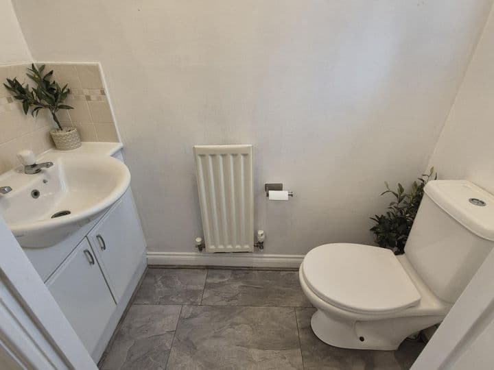 3 bedrooms house for sale in Cradley Heath, United Kingdom - Image 4