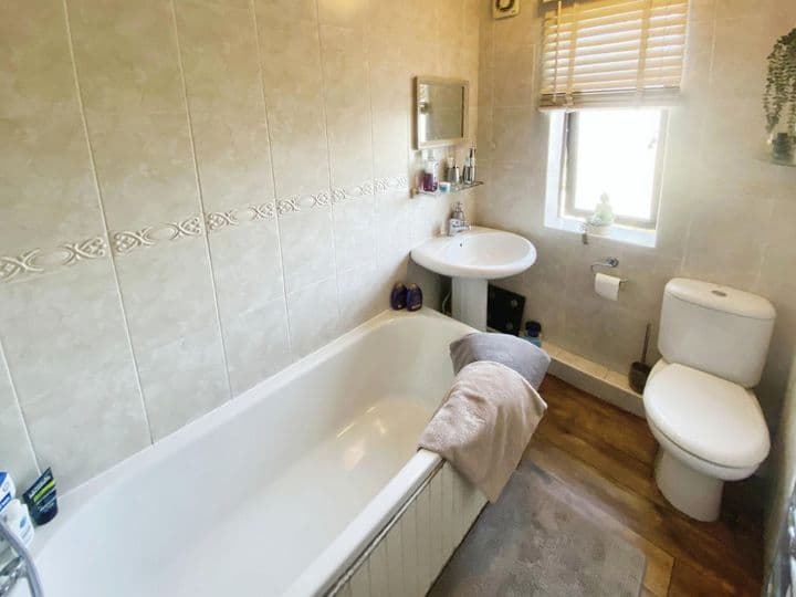 3 bedrooms house for sale in Sheffield, United Kingdom - Image 8