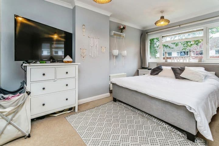 3 bedrooms house for sale in Horsham, United Kingdom - Image 9