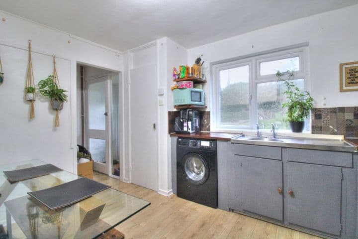 2 bedrooms house for sale in Basildon, United Kingdom - Image 6