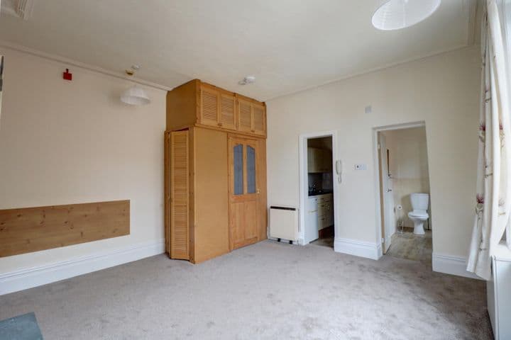 8 bedrooms house for sale in Blackpool, United Kingdom - Image 11