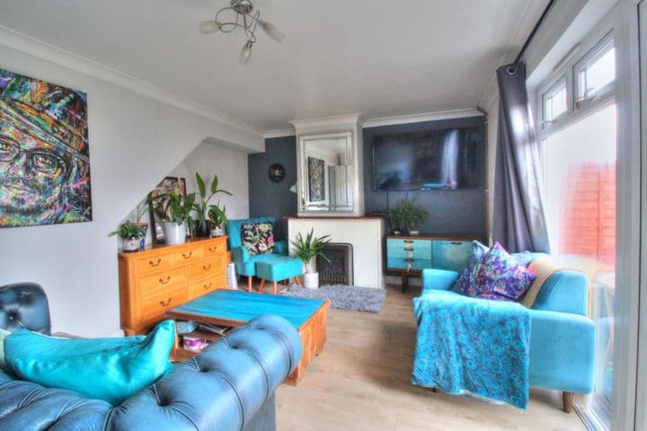 2 bedrooms house for sale in Basildon, United Kingdom - Image 4