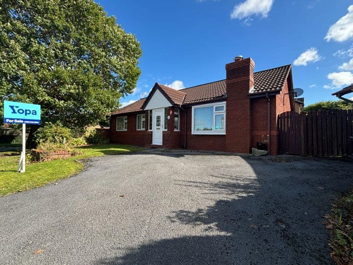 3 bedrooms house for sale in Ellesmere Port, United Kingdom - Image 2