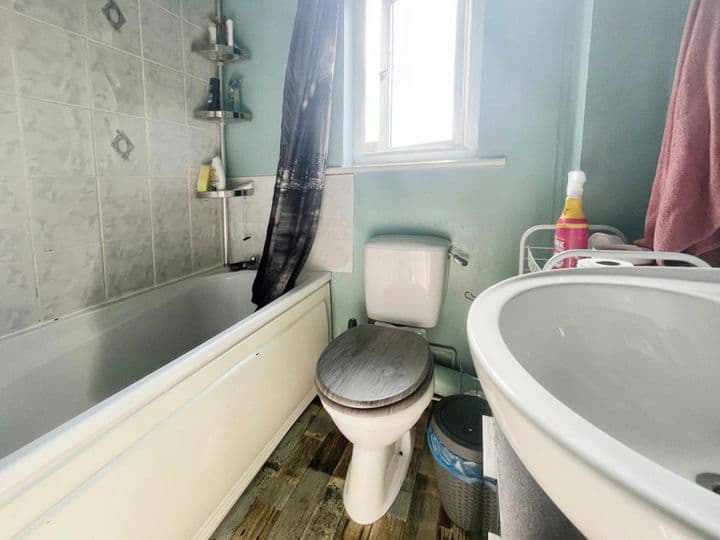 2 bedrooms house for sale in Liverpool, United Kingdom - Image 9