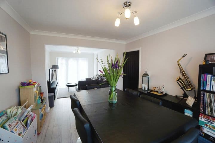 3 bedrooms house for sale in Willenhall, United Kingdom - Image 10