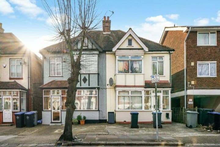 3 bedrooms house for sale in Wembley, United Kingdom - Image 9