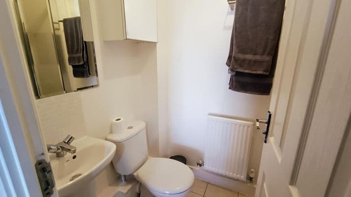 3 bedrooms house for sale in Dagenham, United Kingdom - Image 10