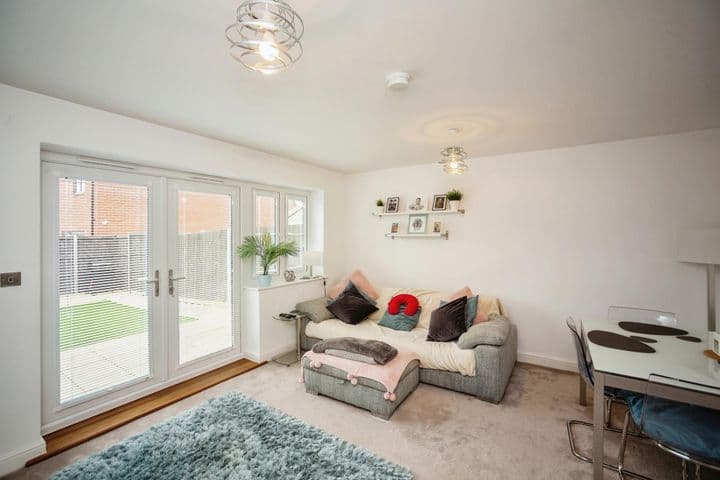 2 bedrooms house for sale in West Malling, United Kingdom - Image 2