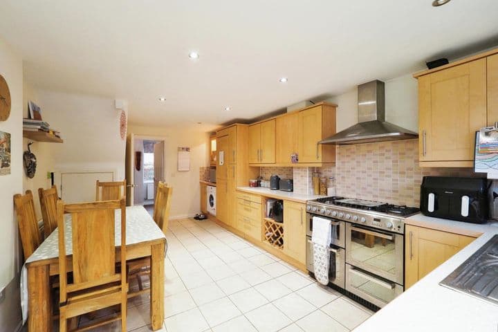 5 bedrooms house for sale in Nottingham, United Kingdom - Image 3