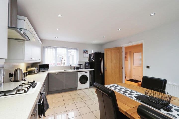 4 bedrooms house for sale in Mansfield, United Kingdom - Image 3