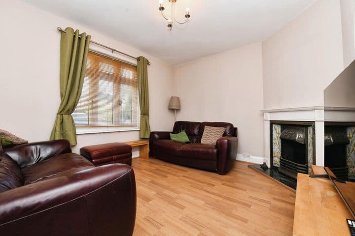 3 bedrooms house for sale in Chelmsford, United Kingdom - Image 3