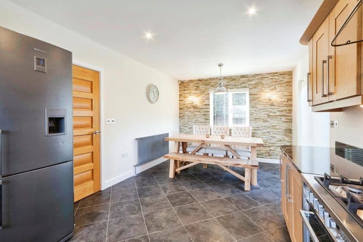 3 bedrooms house for sale in Bradford, United Kingdom - Image 3