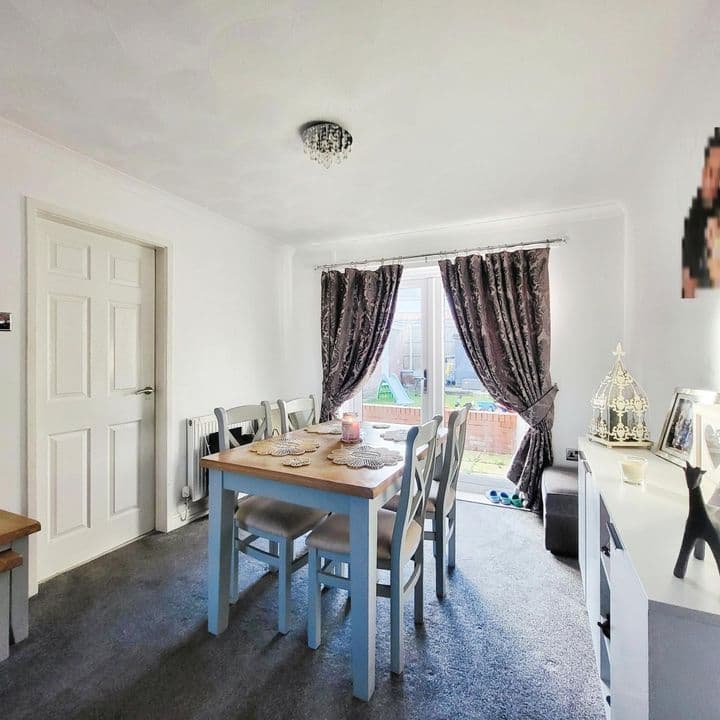 3 bedrooms house for sale in Wrexham County Borough, United Kingdom - Image 8