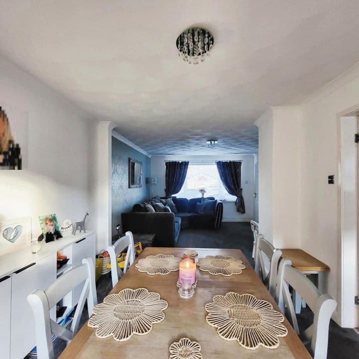 3 bedrooms house for sale in Wrexham County Borough, United Kingdom - Image 9