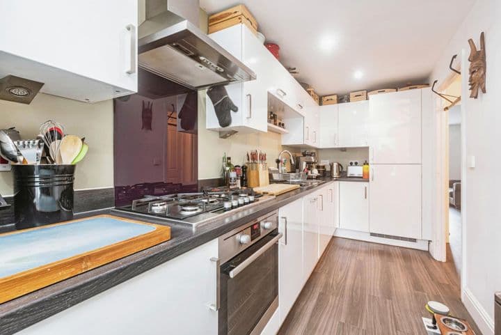 4 bedrooms house for sale in Reading, United Kingdom - Image 5