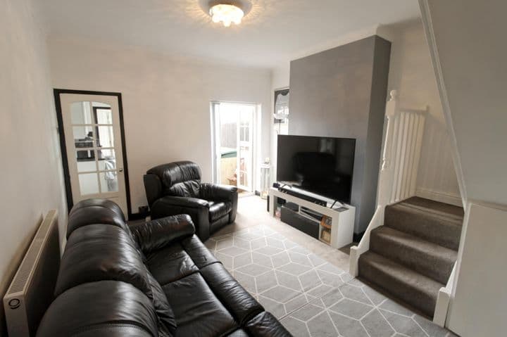 2 bedrooms house for sale in Wednesbury, United Kingdom - Image 4