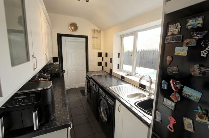 2 bedrooms house for sale in Wednesbury, United Kingdom - Image 7