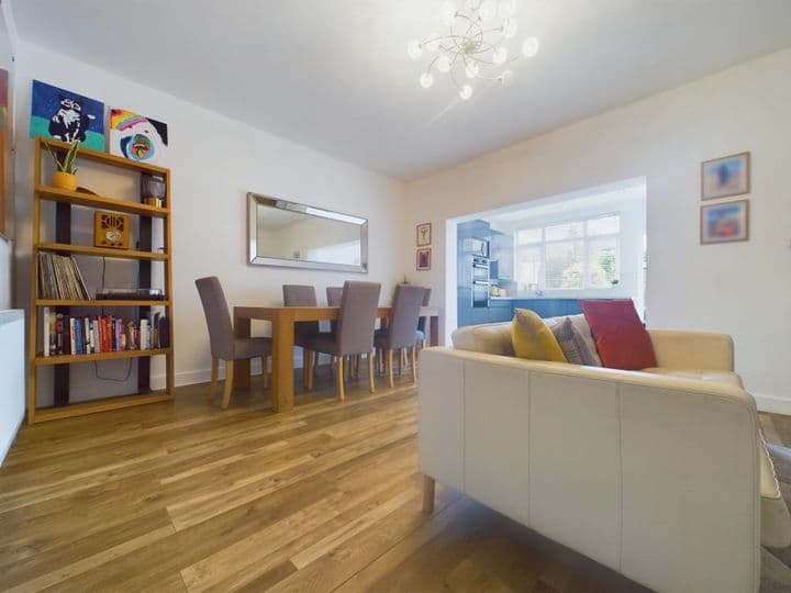 4 bedrooms house for sale in Westcliff-On-Sea, United Kingdom - Image 8