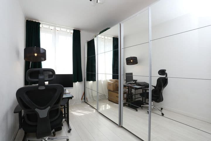 2 bedrooms apartment for sale in London, United Kingdom - Image 9