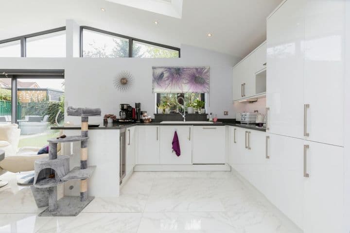 4 bedrooms house for sale in Bristol, United Kingdom - Image 5