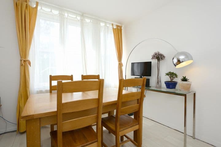 2 bedrooms apartment for sale in London, United Kingdom - Image 3