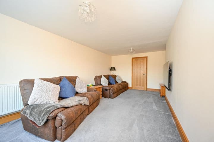 4 bedrooms house for sale in Newport, United Kingdom - Image 12