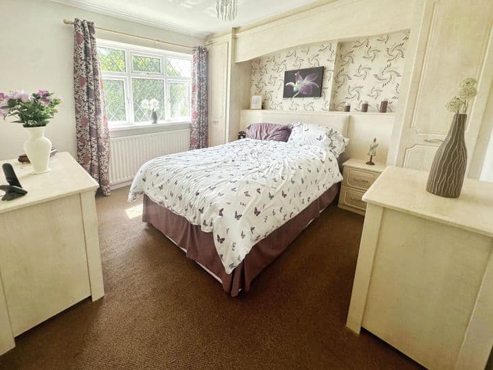 3 bedrooms house for sale in Wolverhampton, United Kingdom - Image 10