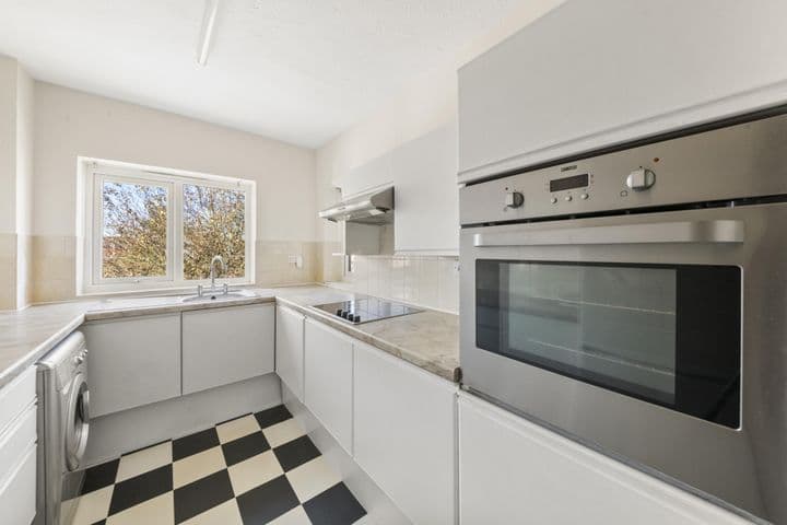 2 bedrooms house for sale in High Wycombe, United Kingdom - Image 9