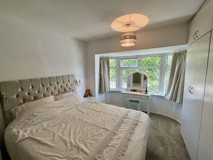 3 bedrooms house for sale in Solihull, United Kingdom - Image 12