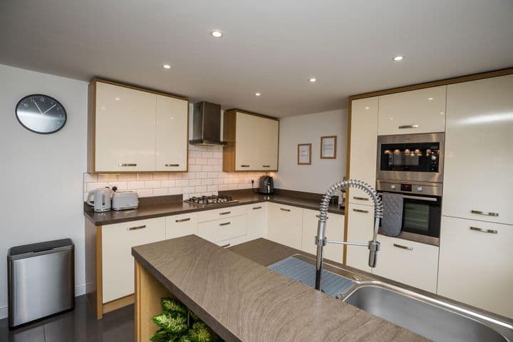 3 bedrooms house for sale in Wrexham County Borough, United Kingdom - Image 11