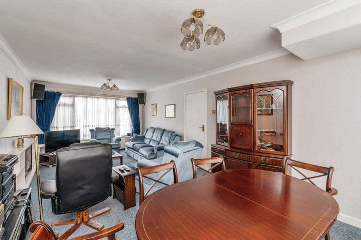 4 bedrooms house for sale in Westcliff-On-Sea, United Kingdom - Image 7