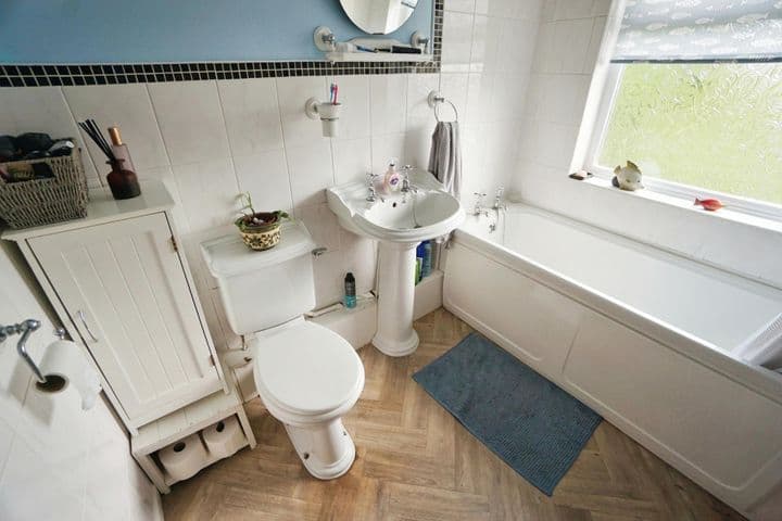 3 bedrooms house for sale in Dudley, United Kingdom - Image 4